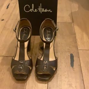 Cole Haan Air Bianca Chocolate T-strap Sandals